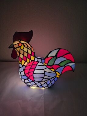 Vintage Rooster Chicken Stained Glass Accent Lamp Vibrant Colors Country Style